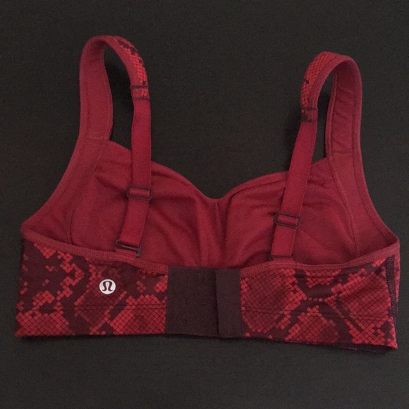 Lululemon sports bra - Picture 3 of 5